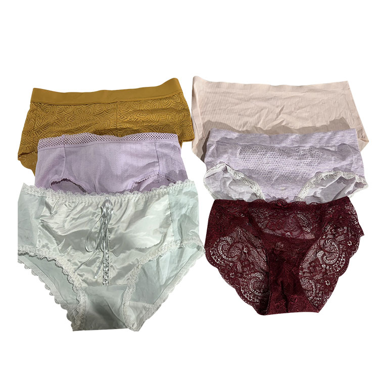 Ginamit na Ladies Underwear